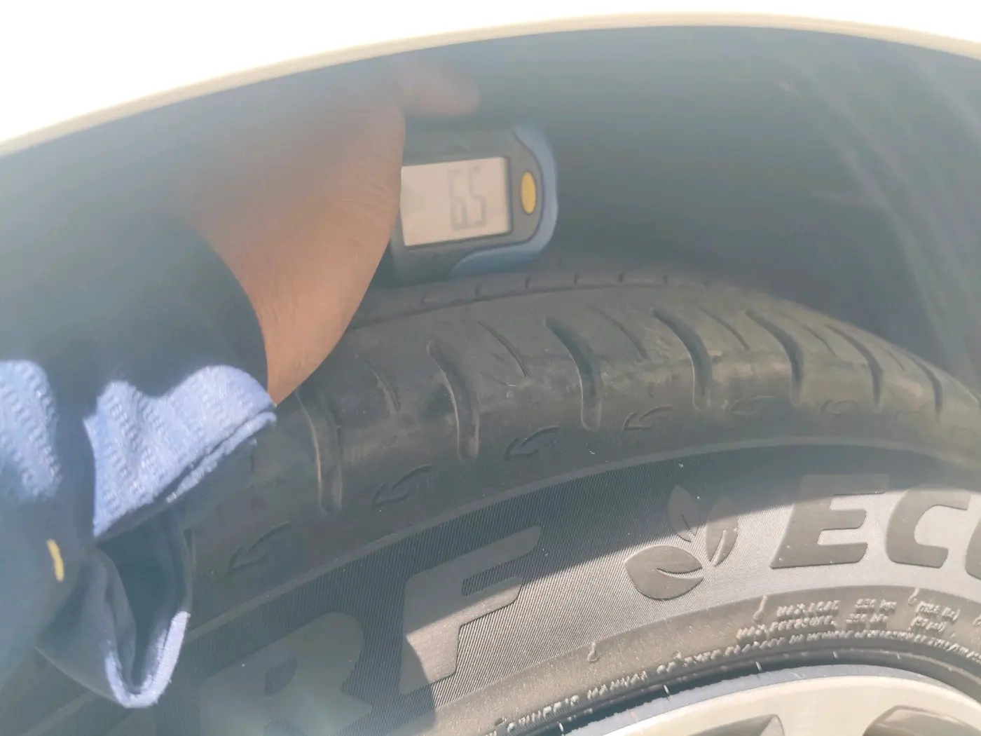 2023 Tata ALTROZ XZA PLUS, Petrol, Automatic, 23,320 km, tyre
