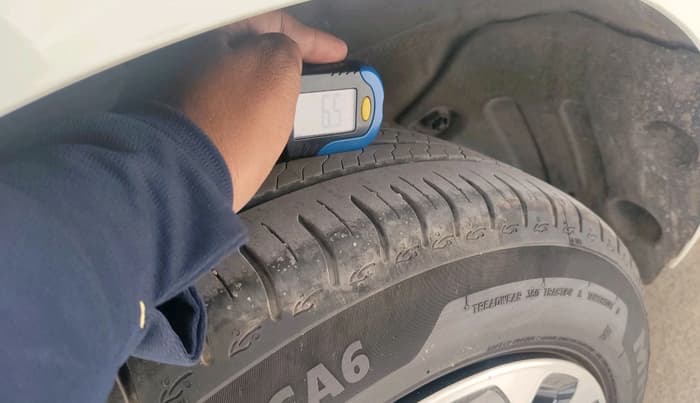 2023 Tata ALTROZ XZA PLUS, Petrol, Automatic, 23,320 km, tyre