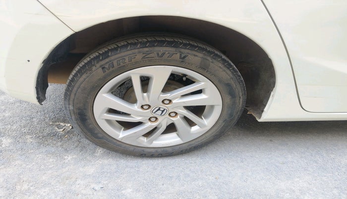 2018 Honda Jazz 1.2L I-VTEC V, Petrol, Manual, 71,072 km, tyre