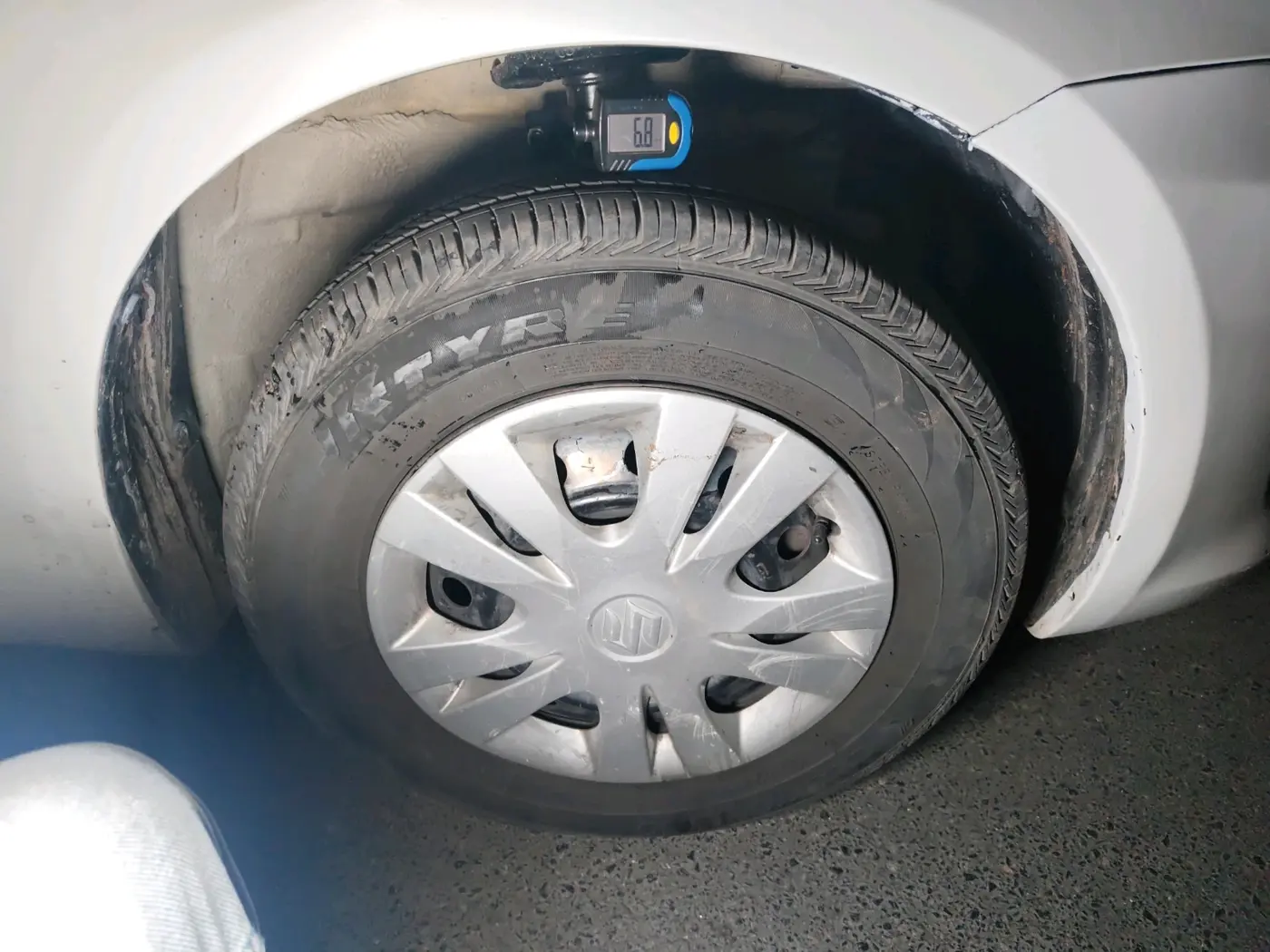 2012 Maruti Swift Dzire VXI, Petrol, Manual, 52,856 km, tyre