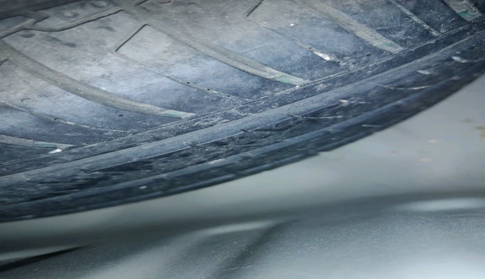 2021 Maruti Swift ZXI PLUS, Petrol, Manual, 80,218 km, tyre