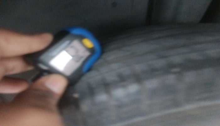 2023 Maruti BREZZA LXI SMART HYBRID, Petrol, Manual, 43,182 km, tyre