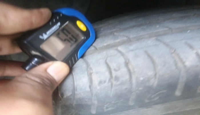 2023 Maruti BREZZA LXI SMART HYBRID, Petrol, Manual, 43,182 km, tyre