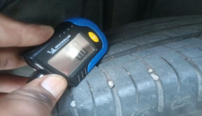 2023 Maruti BREZZA LXI SMART HYBRID, Petrol, Manual, 43,182 km, tyre