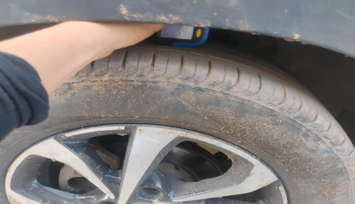 2023 CITROEN C3 SHINE 1.2 DUAL TONE , Petrol, Manual, 62,407 km, tyre