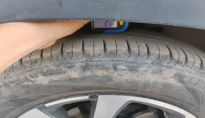 2023 CITROEN C3 SHINE 1.2 DUAL TONE , Petrol, Manual, 62,407 km, tyre