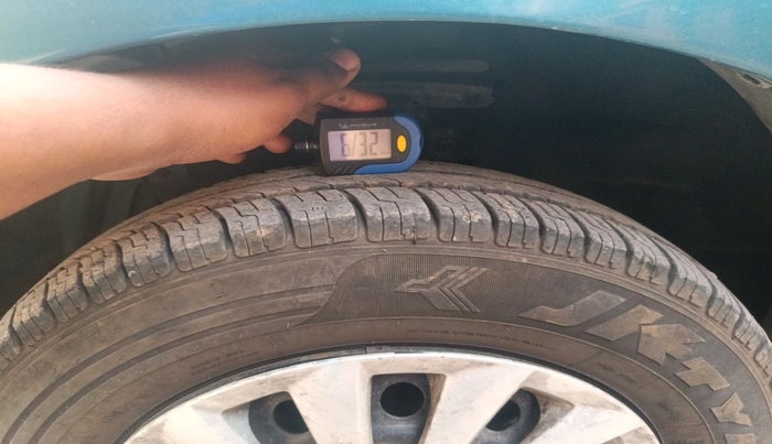 2012 Maruti Swift Dzire VXI AT, Petrol, Automatic, 74,019 km, tyre