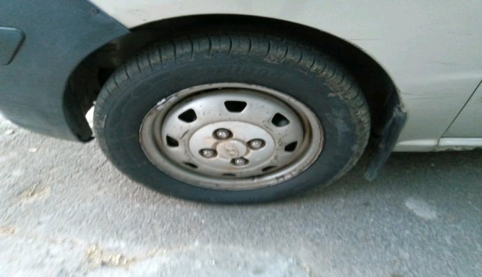 2007 Hyundai Santro Xing GL, Petrol, Manual, 1,78,527 km, tyre