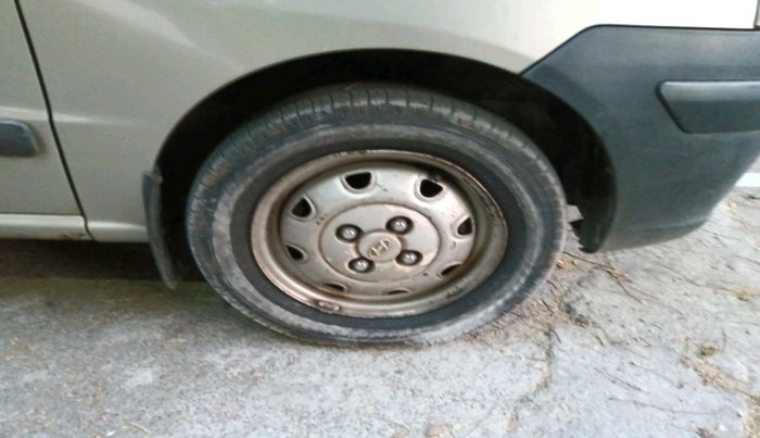 2007 Hyundai Santro Xing GL, Petrol, Manual, 1,78,527 km, tyre