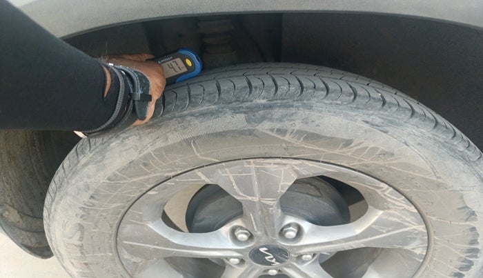 2021 KIA SELTOS HTK PLUS 1.5 IMT, Petrol, Manual, 34,401 km, tyre