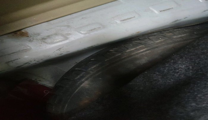 2013 Honda Brio S MT, Petrol, Manual, 56,529 km, tyre