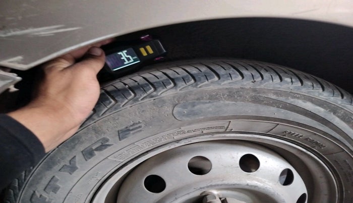 2011 Hyundai i10 ERA 1.1, Petrol, Manual, 82,069 km, tyre