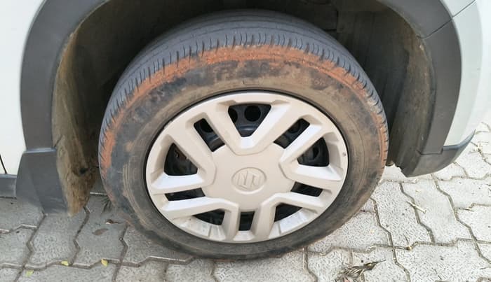 2020 Maruti Vitara Brezza VXI, Petrol, Manual, 60,209 km, tyre