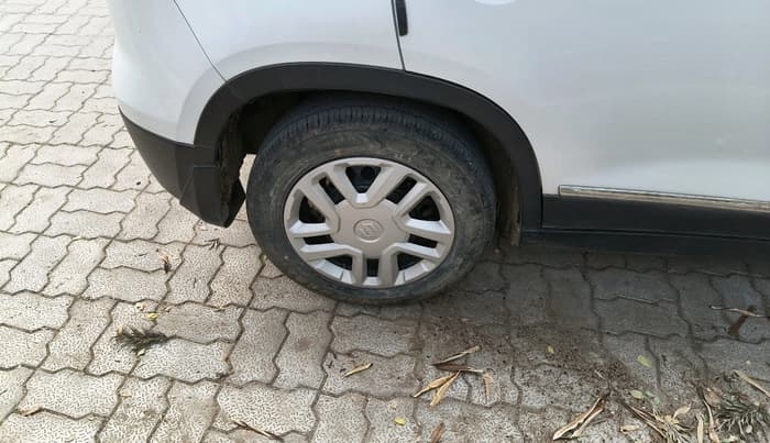 2020 Maruti Vitara Brezza VXI, Petrol, Manual, 60,209 km, tyre