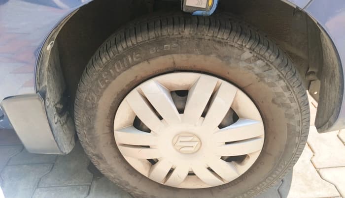 2015 Maruti Alto 800 LXI, Petrol, Manual, 56,239 km, tyre