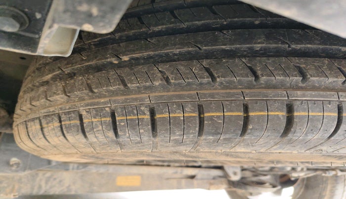 2022 Tata Safari XZA PLUS, Diesel, Automatic, 37,793 km, tyre