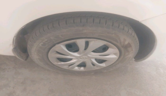 2018 Maruti Swift VDI, Diesel, Manual, 1,07,826 km, tyre