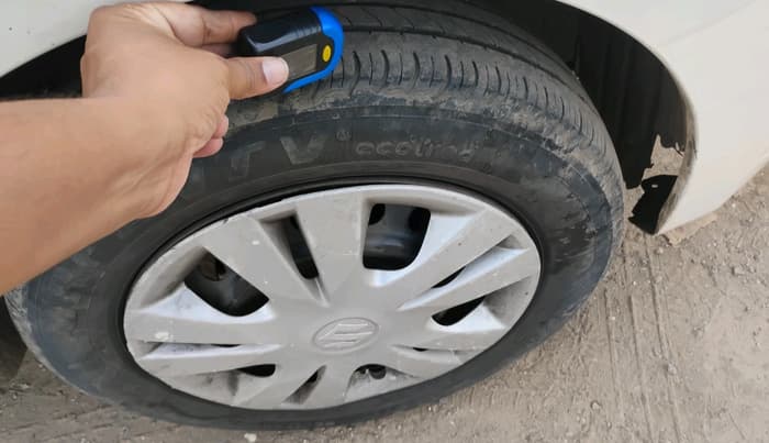 2014 Maruti Celerio VXI CNG, CNG, Manual, 2,70,924 km, tyre