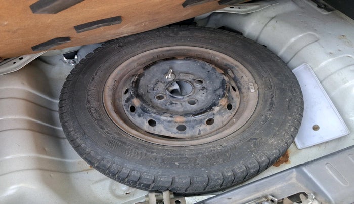 2014 Maruti Alto 800 LXI, Petrol, Manual, 48,439 km, tyre