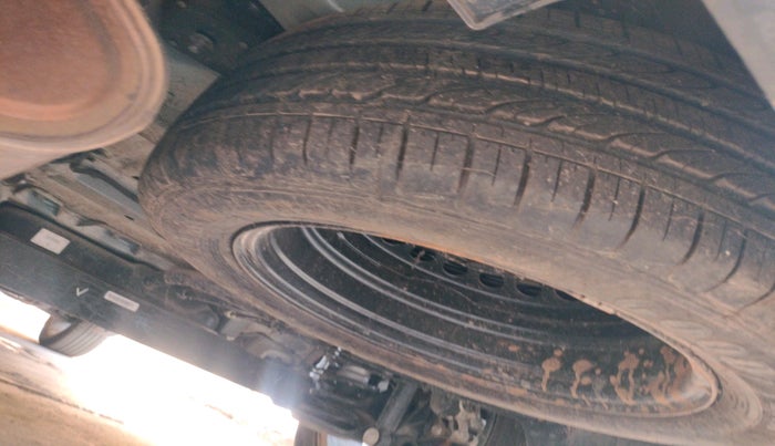 2024 MG HECTOR PLUS SAVVY PRO 1.5 TURBO CVT 7 STR, Petrol, Automatic, 5,578 km, tyre