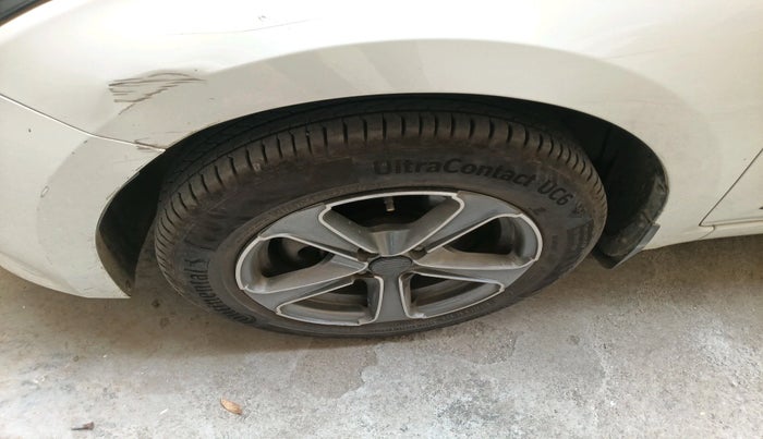 2016 Hyundai Elite i20 SPORTZ 1.2, Petrol, Manual, 62,527 km, tyre