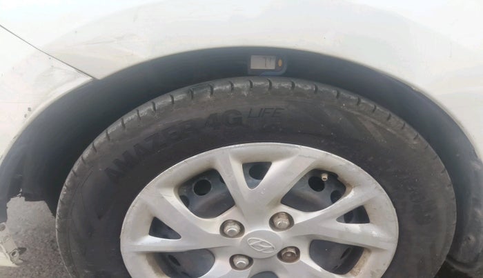 2017 Hyundai Grand i10 SPORTZ U2 1.2 CRDI, Diesel, Manual, 93,629 km, tyre