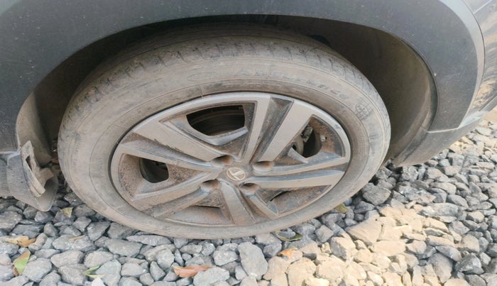 2021 Tata TIAGO NRG XZ AMT, Petrol, Automatic, 24,232 km, tyre