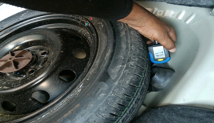 2020 Maruti IGNIS ZETA 1.2, Petrol, Manual, 53,335 km, tyre