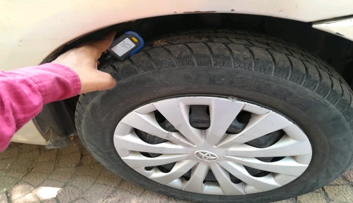 2012 Toyota Etios Liva GD, Diesel, Manual, 58,082 km, tyre