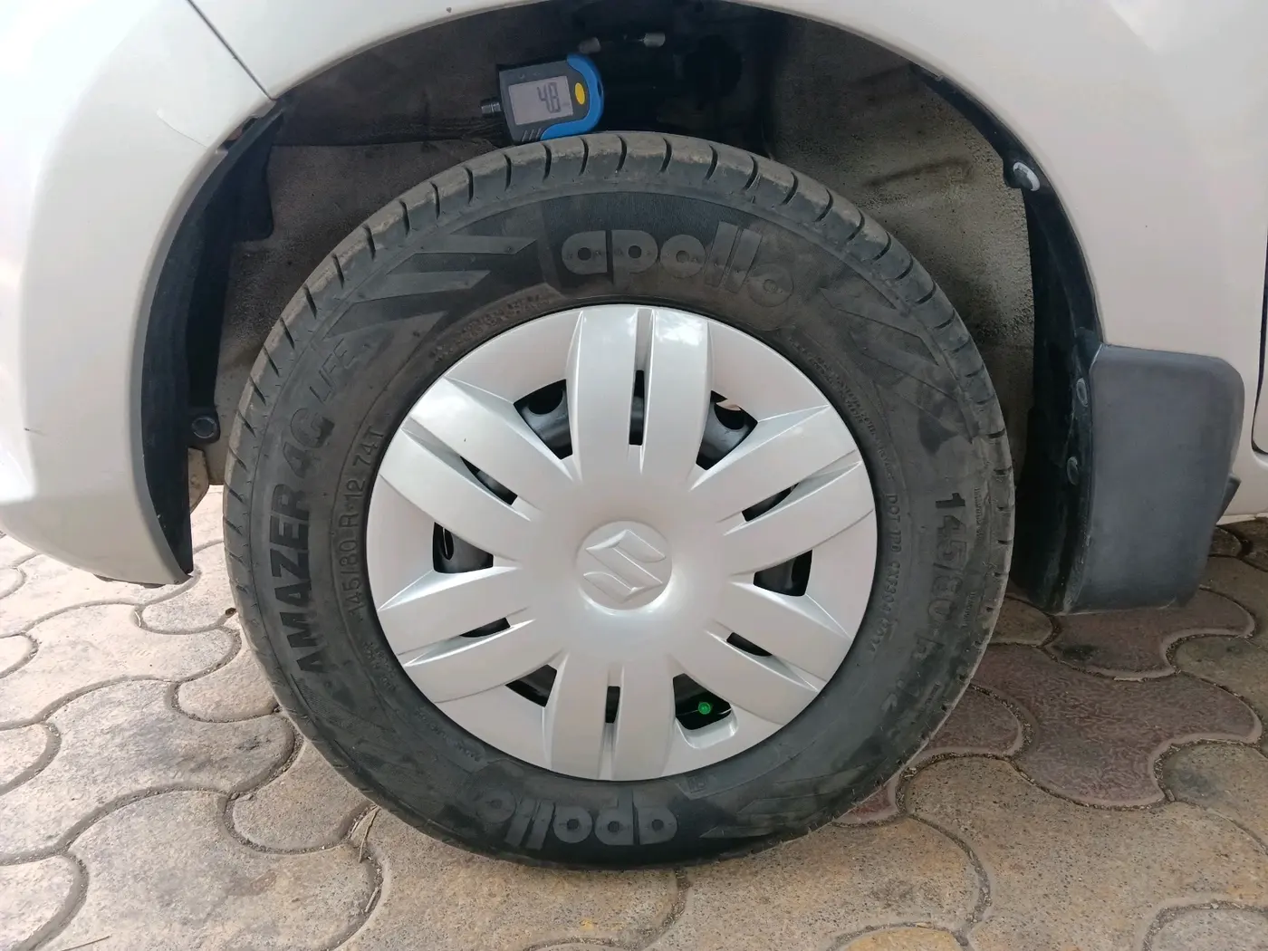 2012 Maruti Alto LXI CNG, CNG, Manual, 70,002 km, tyre