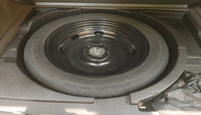 2014 Audi Q3 2.0 TDI QUATTRO, Diesel, Automatic, 76,129 km, tyre