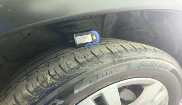 2016 Maruti Vitara Brezza ZDI PLUS, Diesel, Manual, 1,42,446 km, tyre