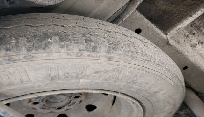 2019 Maruti Eeco 5 STR WITH A/C+HTR, CNG, Manual, 45,675 km, tyre