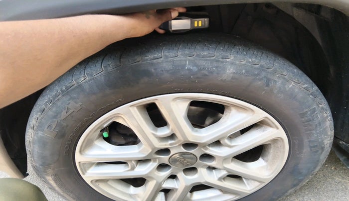 2018 Jeep Compass LIMITED 2.0 DIESEL, Diesel, Manual, 1,01,319 km, tyre