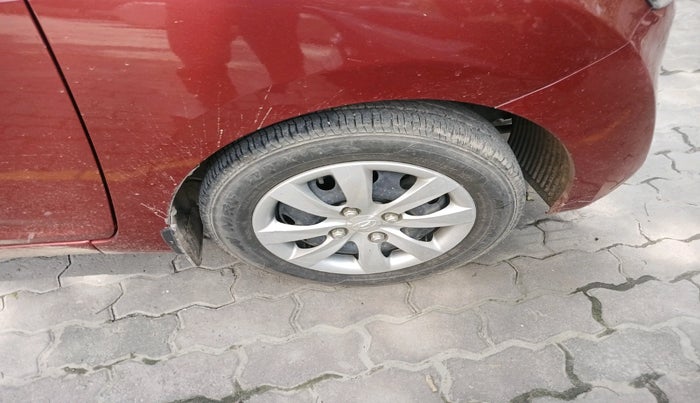 2012 Hyundai Eon MAGNA, Petrol, Manual, 20,428 km, tyre