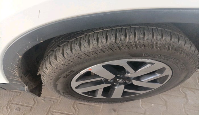 2021 Tata Harrier XZA PLUS 2.0L, Diesel, Automatic, 85,099 km, tyre