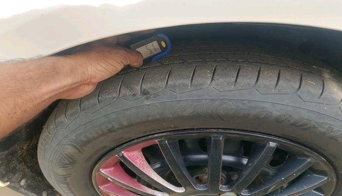 2018 Mahindra MARAZZO M4 7 STR, Diesel, Manual, 1,46,522 km, tyre