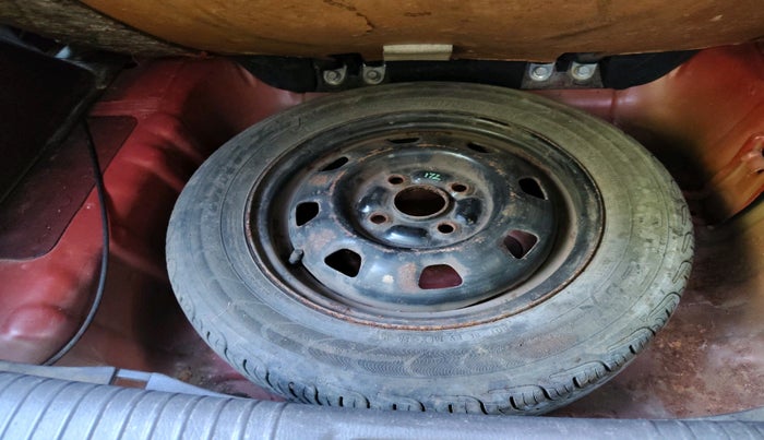 2012 Hyundai Santro Xing GLS, Petrol, Manual, 50,956 km, tyre