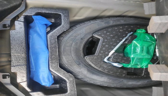 2020 Maruti Ciaz ALPHA 1.5 SHVS PETROL, Petrol, Manual, 43,923 km, tyre