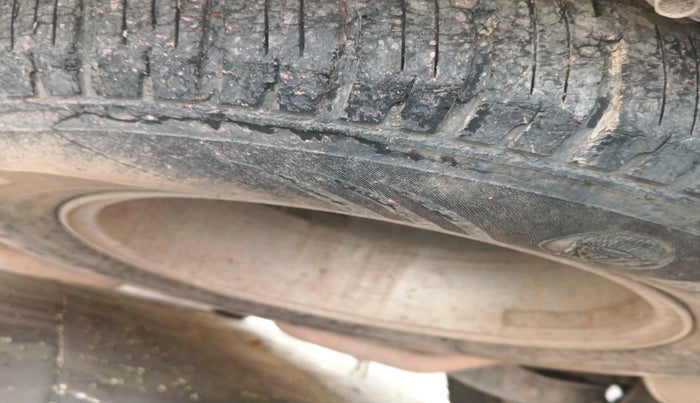 2012 Mahindra XUV500 W8, Diesel, Manual, 2,02,633 km, tyre