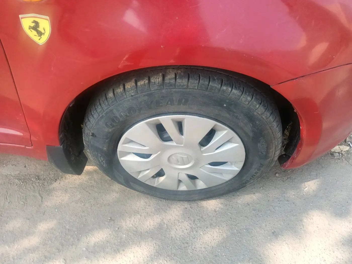 2009 Maruti Swift VXI 1.3, Petrol, Manual, 72,986 km, tyre