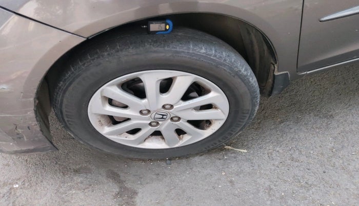 2014 Honda Mobilio 1.5L I-VTEC V, Petrol, Manual, 54,047 km, tyre