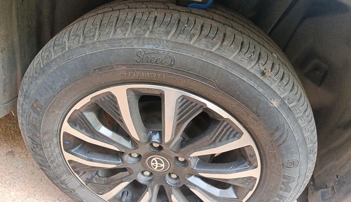 2022 Toyota URBAN CRUISER PREMIUM GRADE AT, Petrol, Automatic, 43,539 km, tyre