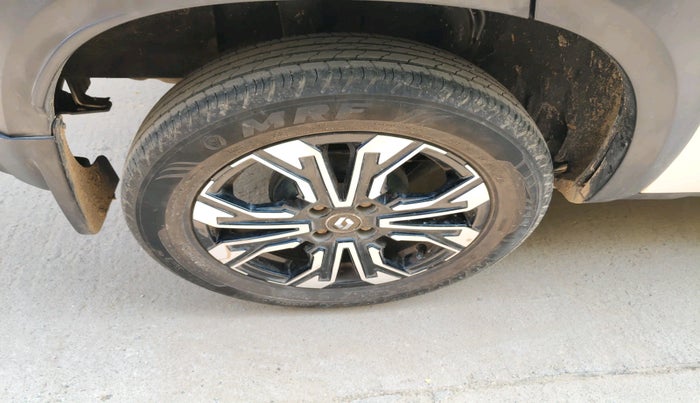 2023 Renault Kiger RXZ MT, Petrol, Manual, 21,091 km, tyre