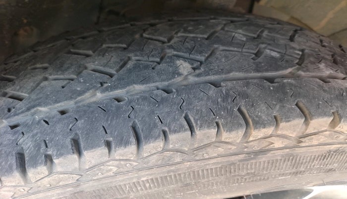 2018 Renault Duster 110 PS RXZ 4X2 AMT DIESEL, Diesel, Automatic, 1,88,431 km, tyre