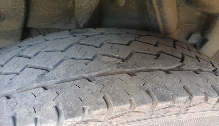 2018 Renault Duster 110 PS RXZ 4X2 AMT DIESEL, Diesel, Automatic, 1,88,431 km, tyre