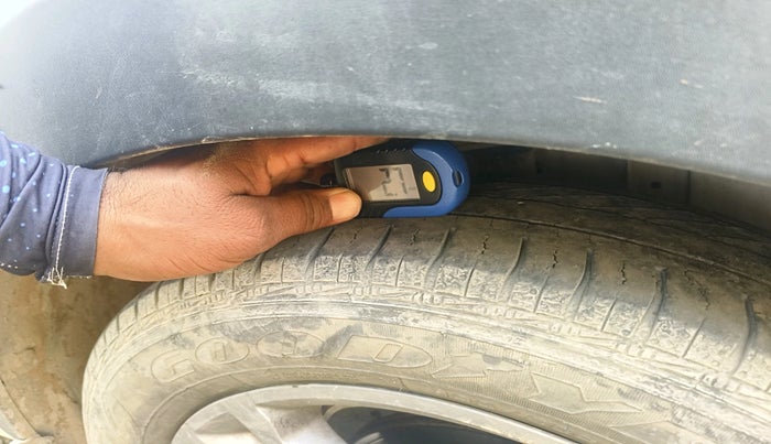 2019 Renault TRIBER RXZ, CNG, Manual, 81,003 km, tyre