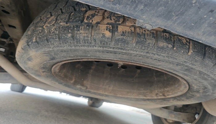 2017 Mahindra XUV500 W10 1.99, Diesel, Manual, 1,68,618 km, tyre