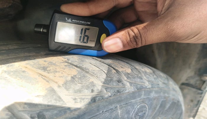 2019 Renault Duster 85 PS RXS MT DIESEL, Diesel, Manual, 18,900 km, tyre