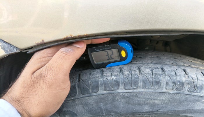 2011 Honda City 1.5L I-VTEC V MT, Petrol, Manual, 85,678 km, tyre